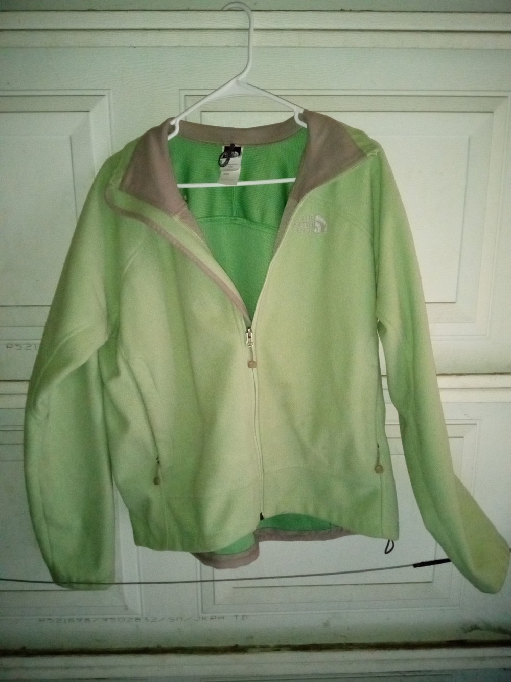 The North Face Women's Light Green Full-Zip Fleece Jacket